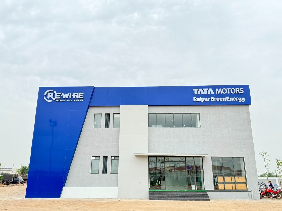 Tata Motors opens Re.Wi.Re vehicle scrapping facilities in Lucknow and Raipur